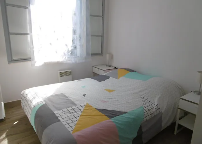 Charmante Maisonnette Proche - Animaux Admis - Fr-1-823-117 بارْباتْرْ