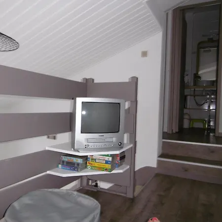 Charmante Maisonnette Proche - Animaux Admis - Fr-1-823-117 Barbatre